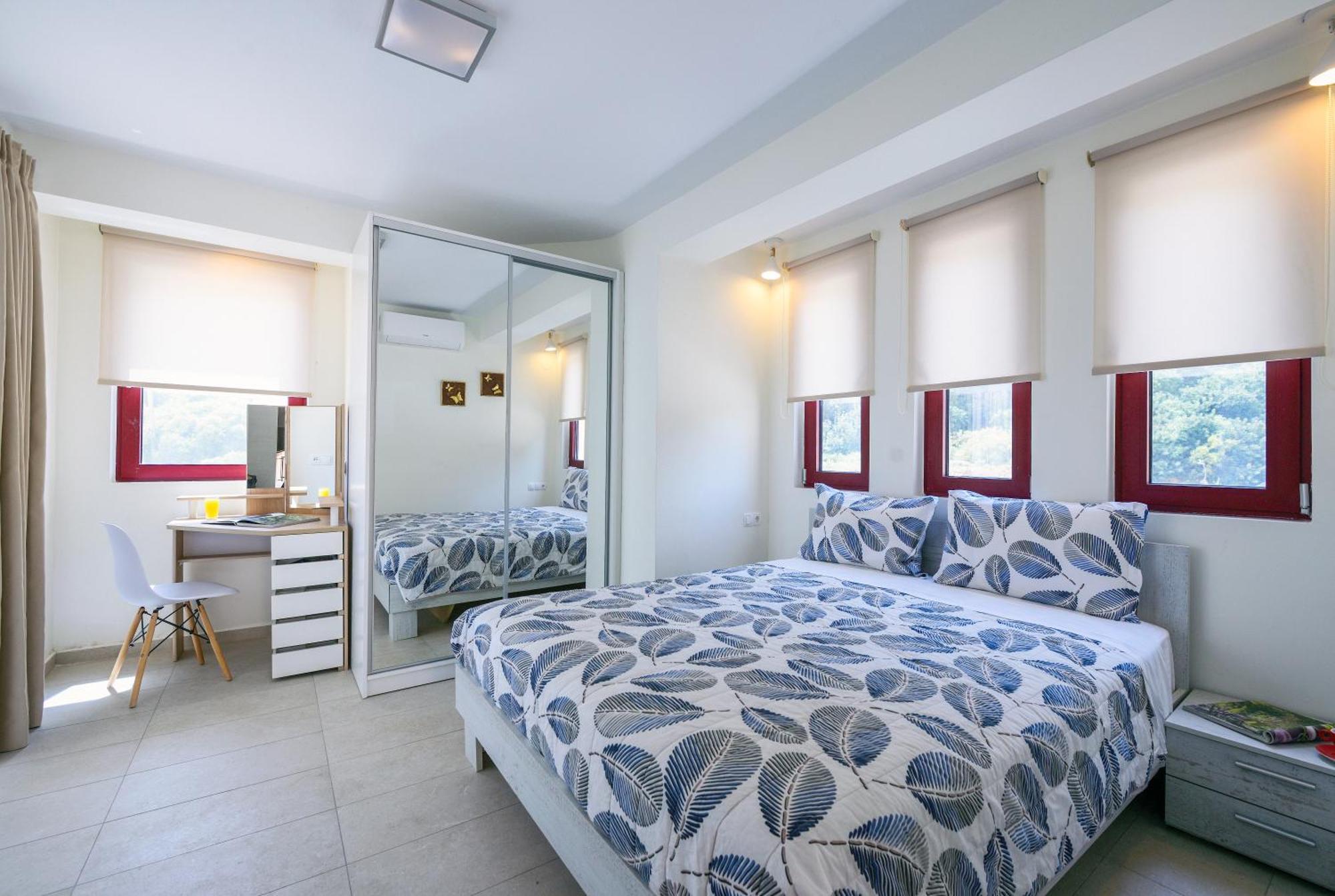 Elpiniki Luxury Rooms Nea Poteidaia Exteriör bild