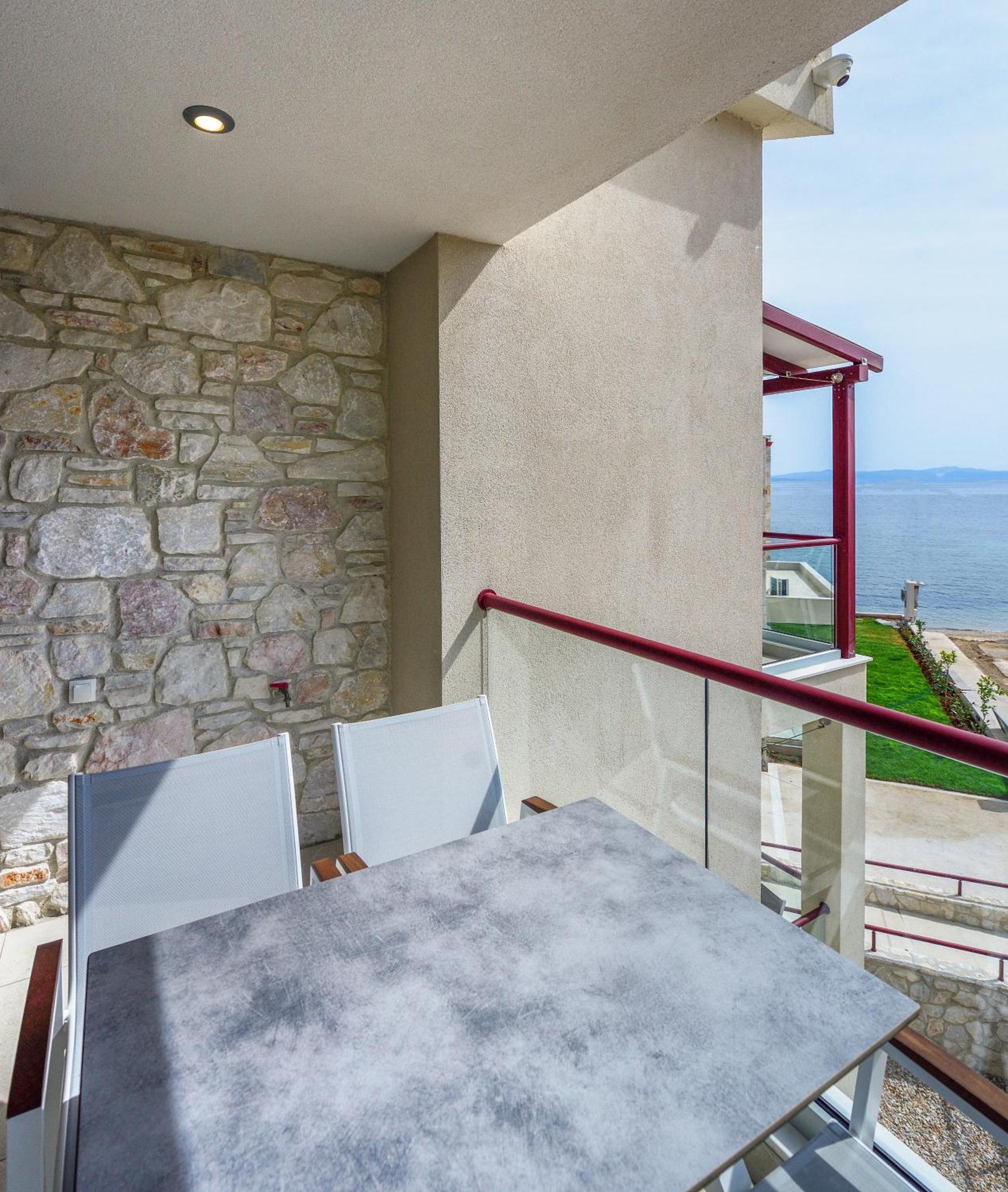 Elpiniki Luxury Rooms Nea Poteidaia Exteriör bild